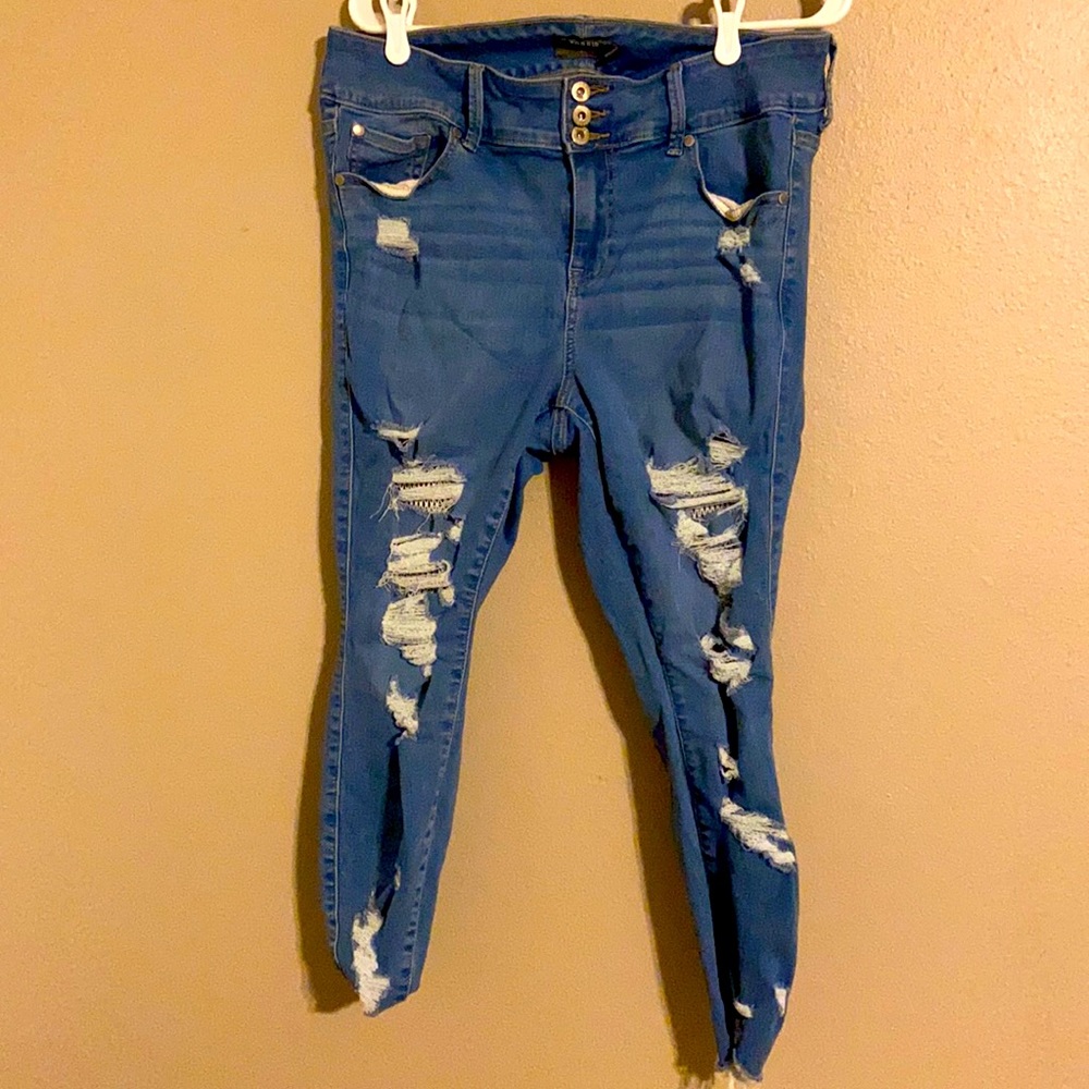 18 torrid distressed fishnet jeans short cropped